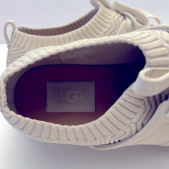 UGG WIllows Knit Women’s sneakers size 10